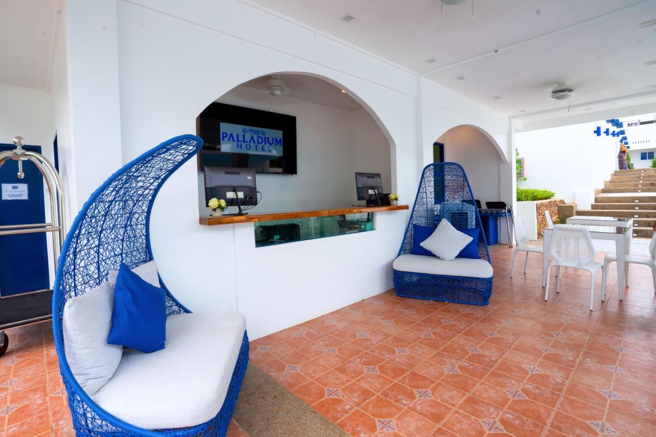 The Palladium Hotel Coron Exterior foto